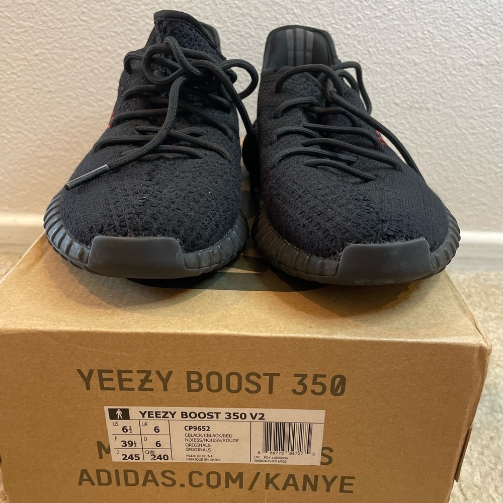 MENS YEEZY BOOST 350 BLACK SHOES SIZE 6.5​​​​​​​​ - Picture 10 of 10